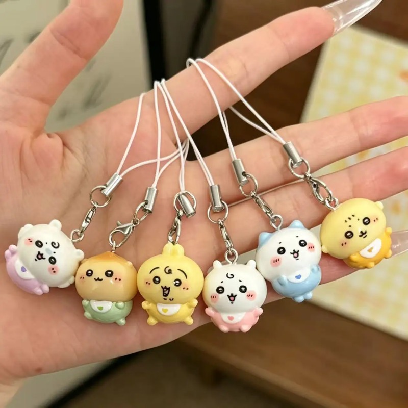 Men Keychain Accessories - قلادة راتنجية صغيرة لطيفة على شكل