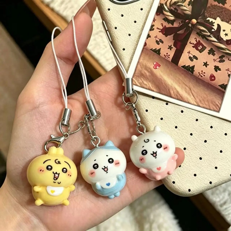 قلادة راتنجية صغيرة لطيفة على  - مراجعة Men Keychain Accessories وسعره